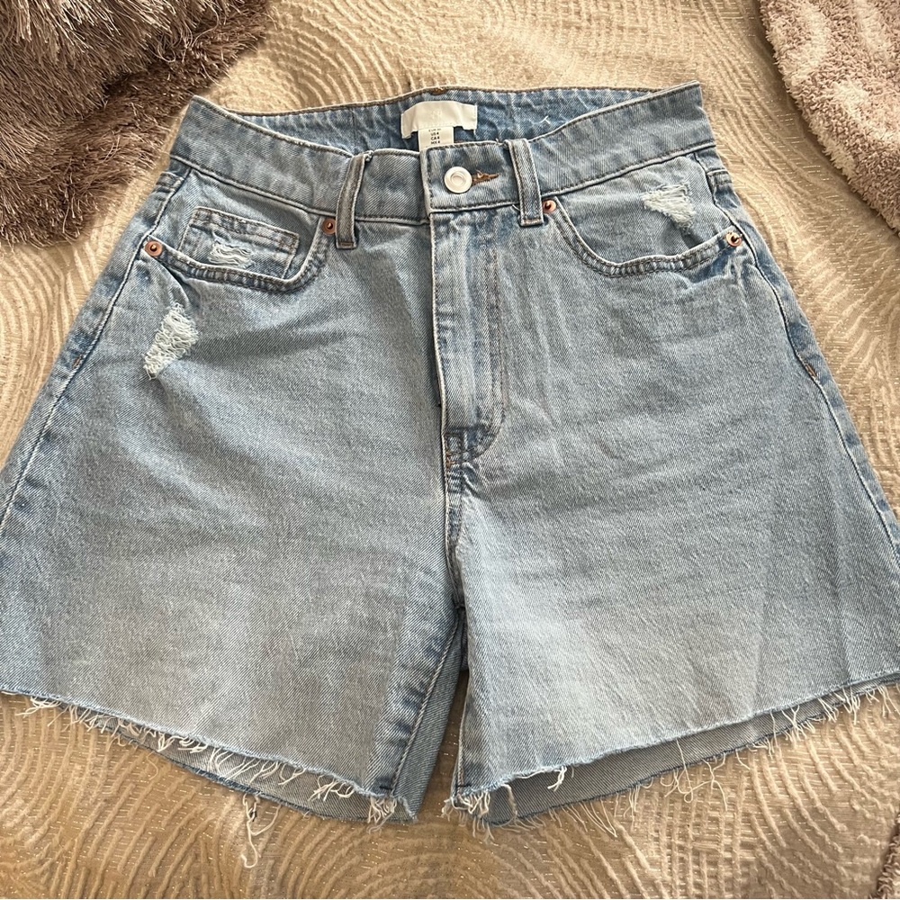 H&M mom shorts